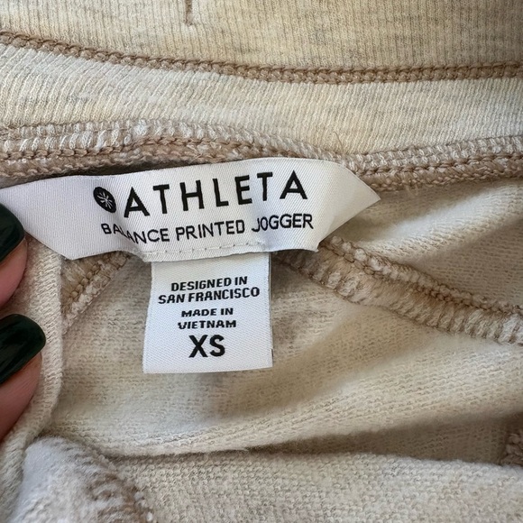 Athleta Beige Camouflage Joggers - Picture 3 of 4